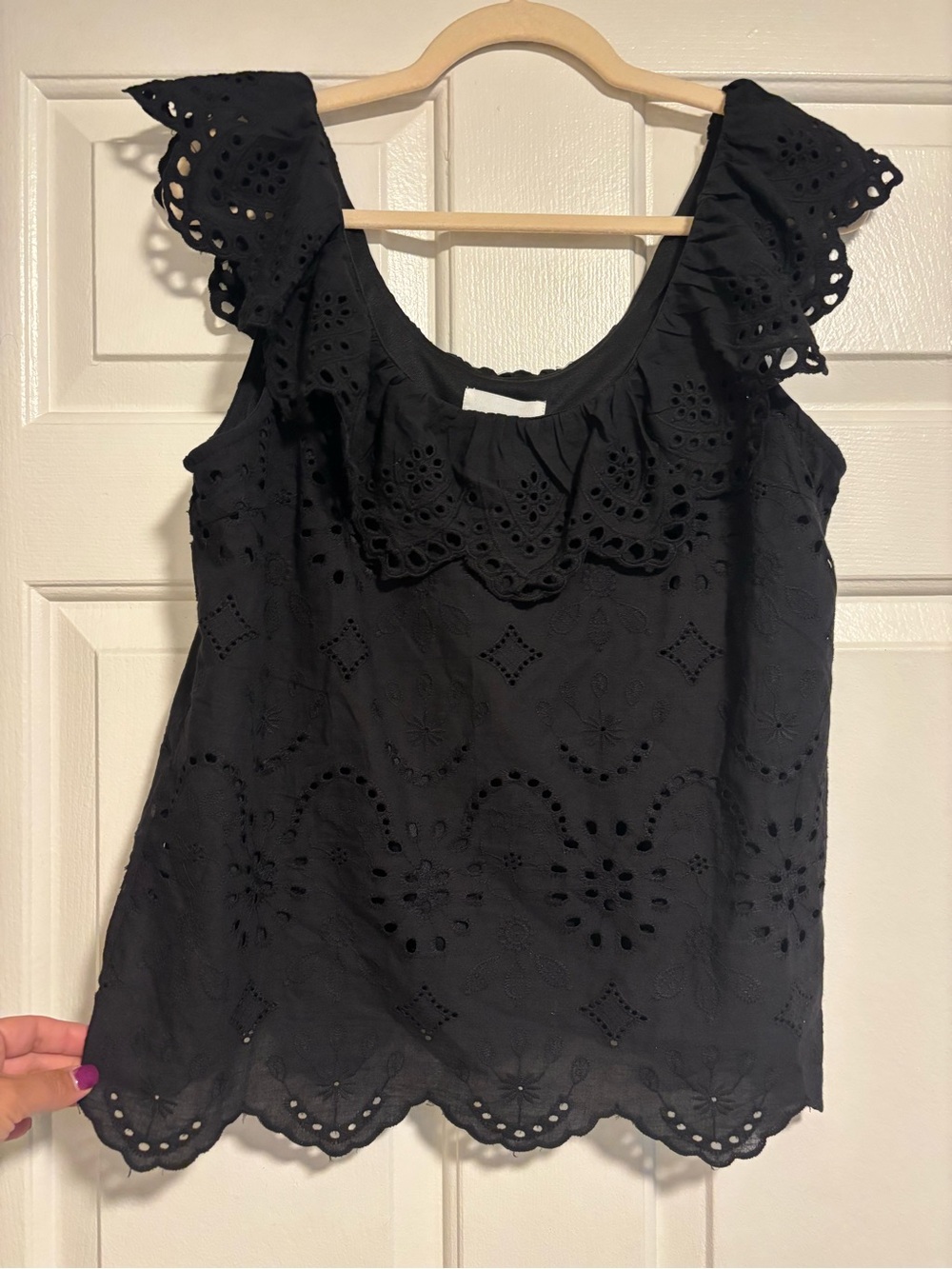 ANDREE BY UNIT Black Eyelet Ruffle Strap Camisole